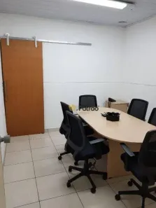 Sala Comercial para alugar, 69m² no Vila Scarpelli, Santo André