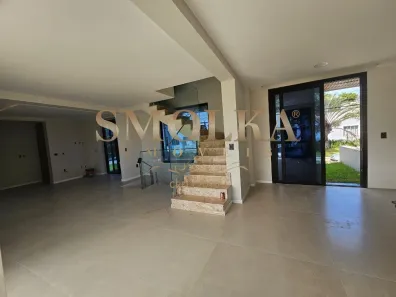Casa com 3 Quartos à venda, 222m² no Jurerê Internacional, Florianópolis