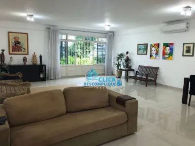 Casa com 3 Quartos para alugar, 229m² no Ponta da Praia, Santos
