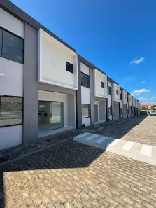 Casa de Condomínio com 3 Quartos para alugar, 95m² no Parque das Árvores, Parnamirim