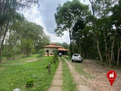 Fazenda/Sítio com 3 Quartos à venda, 150m² no Corrego do Barro, Brumadinho