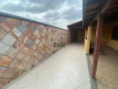 Casa com 4 Quartos para alugar, 250m² no Palmeiras, Belo Horizonte