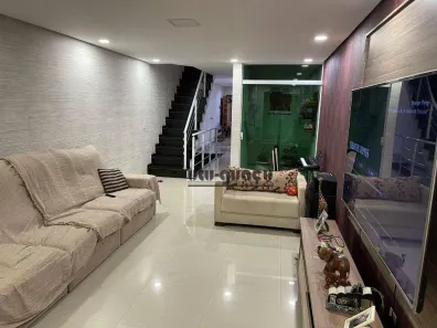 Casa com 3 Quartos à venda, 250m² no Vila Assunção, Santo André