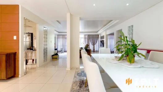 Casa com 5 Quartos à venda, 376m² no Centro, Blumenau