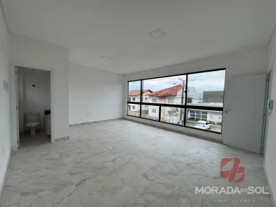 Sala Comercial para alugar, 27m² no Centro, Tijucas