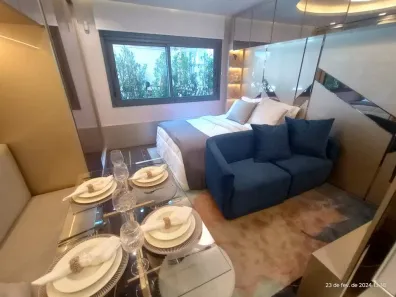 Kitnet à venda, 25m² no Menino Deus, Porto Alegre