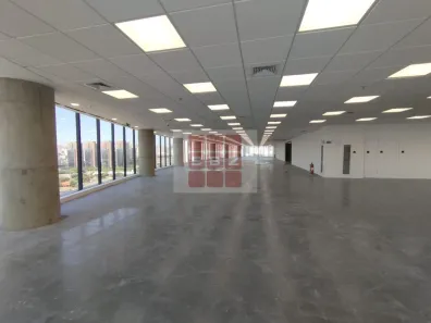 Sala Comercial para alugar, 1602m² no Parque Industrial Tomas Edson, São Paulo