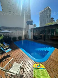 Casa com 3 Quartos para alugar, 120m² no Meia Praia, Itapema