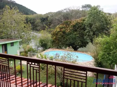 Fazenda/Sítio com 6 Quartos à venda, 208m² no Jardim Santa Maria, Jacareí