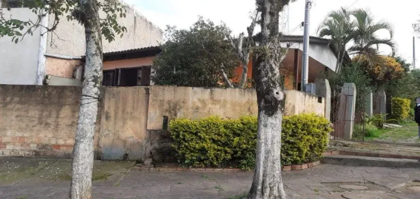 Casa com 3 Quartos à venda, 210m² no Espírito Santo, Porto Alegre