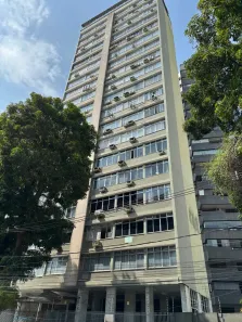 Apartamento com 4 Quartos para alugar, 240m² no Nazaré, Belém