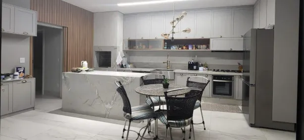 Casa de Condomínio com 4 Quartos à venda, 250m² no Condomínio Belvedere II, Cuiabá