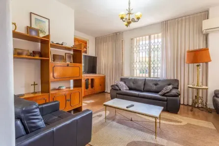Sobrado com 4 Quartos à venda, 124m² no Farroupilha, Porto Alegre