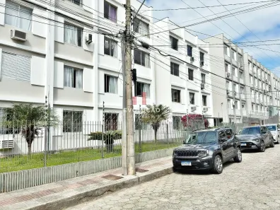 Apartamento com 3 Quartos à venda, 90m² no Canto, Florianópolis