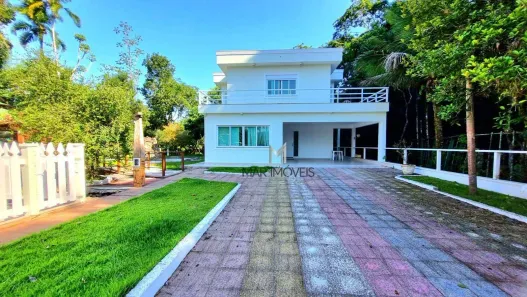 Casa de Condomínio com 3 Quartos para alugar, 239m² no Balneário Praia do Pernambuco, Guarujá