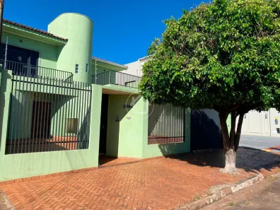 Sobrado com 4 Quartos à venda, 276m² no Santa Fé, Campo Grande