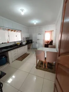Casa com 3 Quartos à venda, 149m² no Beija-Flor, Uberaba