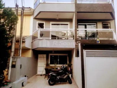 Casa de Condomínio com 3 Quartos à venda, 70m² no Taquara, Rio de Janeiro