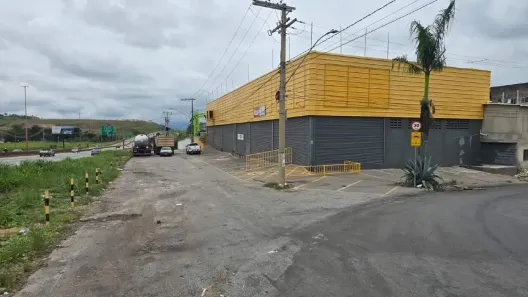 Galpão/Depósito/Armazém para alugar, 995m² no Morada do Trevo, Betim
