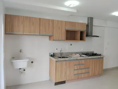 Apartamento com 3 Quartos para alugar, 70m² no Setor Oeste, Goiânia