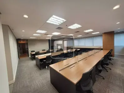 Sala Comercial para alugar, 134m² no Cidade Monções, São Paulo