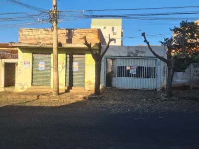Lote/Terreno à venda, 360m² no Santa Mônica, Uberlândia