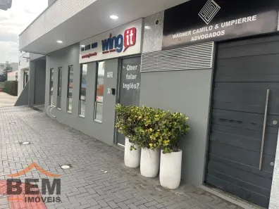 Sala Comercial para alugar, 65m² no São João, Itajaí