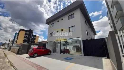 Apartamento com 2 Quartos para alugar, 53m² no Costa e Silva, Joinville