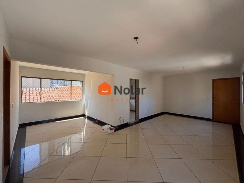 Apartamento com 4 quartos — Sagrada Família, Belo Horizonte