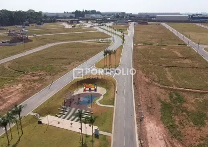 Lote/Terreno à venda, 396m² no Jardins Versalhes, Aparecida de Goiânia