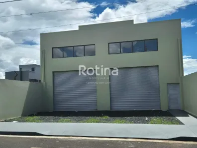 Galpão/Depósito/Armazém para alugar, 270m² no Santa Rosa, Uberlândia