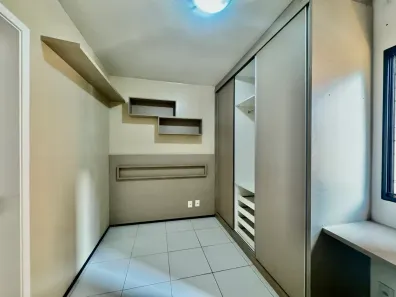 Apartamento com 3 Quartos para alugar, 77m² no Calhau, São Luís