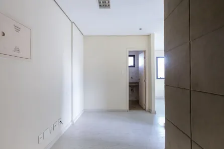 Ponto Comercial com 3 Quartos para alugar, 45m² no Pacaembu, São Paulo