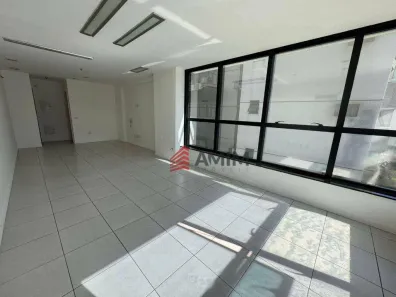 Sala Comercial à venda, 35m² no Icaraí, Niterói