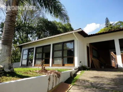 Casa com 3 Quartos para venda ou aluguel, 300m² no Granja Viana, Cotia