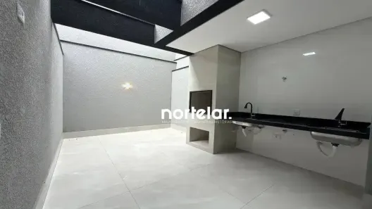 Sobrado com 3 Quartos à venda, 130m² no Parque Maria Domitila, São Paulo