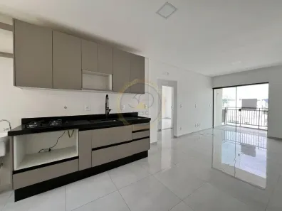 Apartamento com 3 Quartos para alugar, 80m² no Tabuleiro, Camboriú