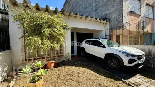 Casa com 2 Quartos à venda, 110m² no Vila João Pessoa, Porto Alegre
