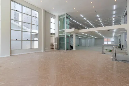 Prédio Comercial com 2 Quartos para alugar, 742m² no Cambuí, Campinas