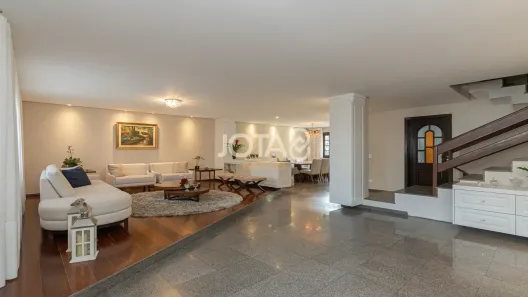 Sobrado com 3 Quartos à venda, 282m² no Mercês, Curitiba