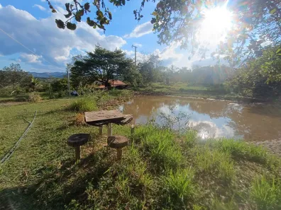 Fazenda/Sítio com 3 Quartos à venda, 25000m² no , Taquaraçu de Minas