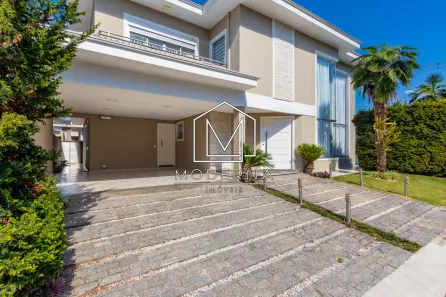 Casa de Condomínio com 4 Quartos à venda, 322m² no Xaxim, Curitiba