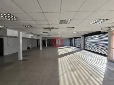 Ponto Comercial para alugar, 560m² no Azenha, Porto Alegre