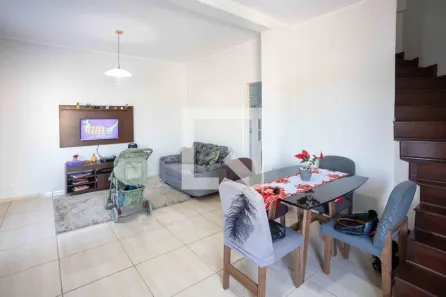 Casa com 2 Quartos à venda, 154m² no Centro, Diadema