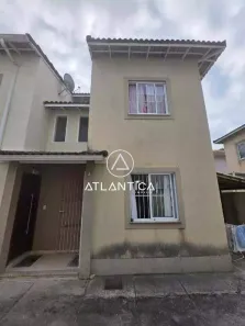 Casa de Condomínio com 2 Quartos para alugar, 65m² no Costazul, Rio das Ostras