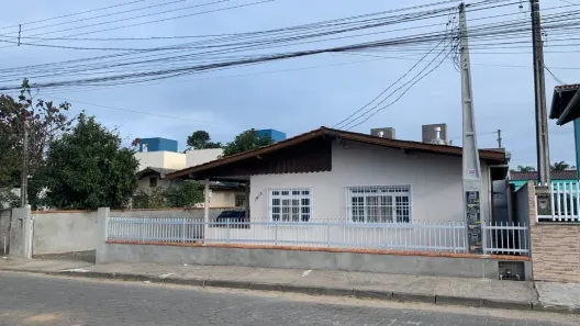 Casa com 3 Quartos à venda, 360m² no Gravatá, Navegantes