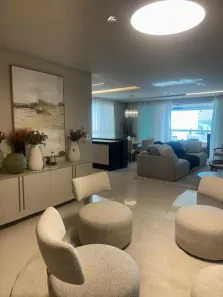 Apartamento com 4 Quartos à venda, 180m² no Meia Praia, Itapema