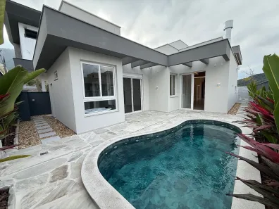 Casa de Condomínio com 3 Quartos à venda, 178m² no Pedra Branca, Palhoça