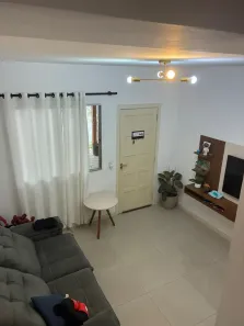 Casa com 2 Quartos à venda, 74m² no Jardim Boa Vista, São Roque