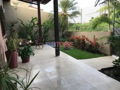 Casa com 3 Quartos para alugar, 390m² no Jardim Vitória, Itabuna